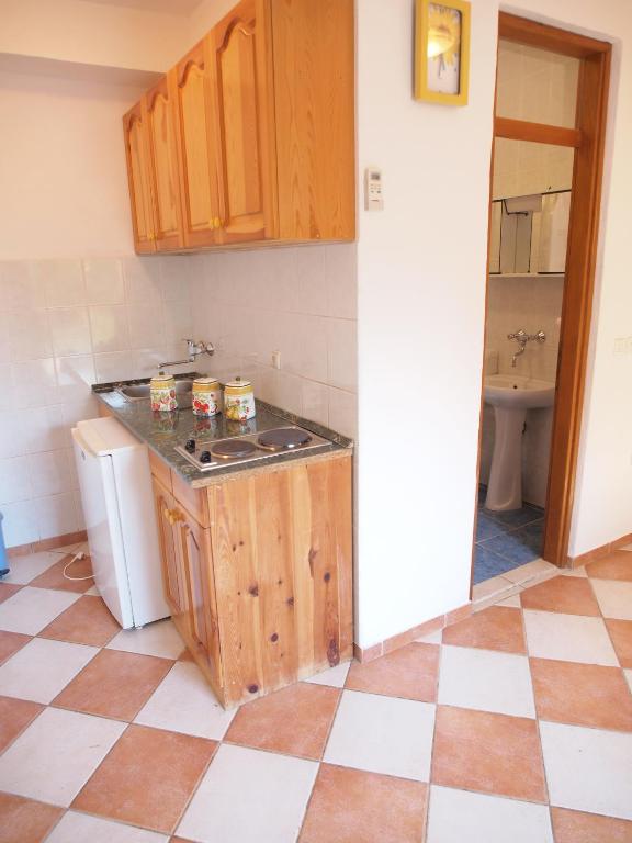 Apartments and rooms with parking space Orebic photo 3