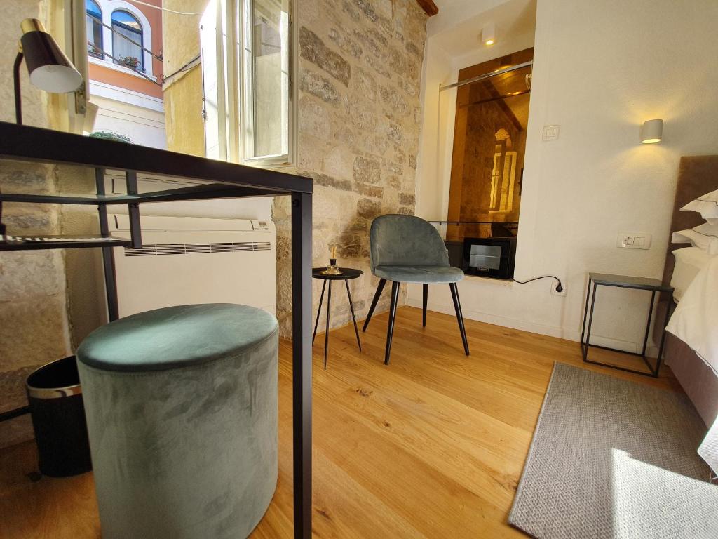 THE SUITES at central Split photo 3