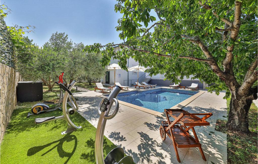 Stunning Home In Kastel Sucurac With Sauna photo 3