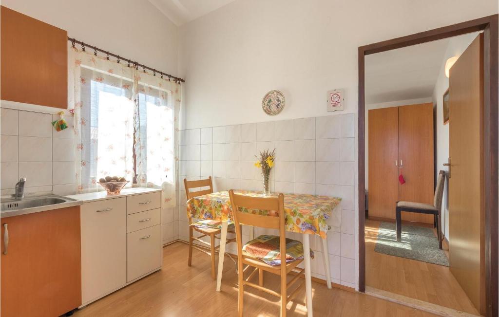 One-Bedroom Apartment In Medulin photo 3