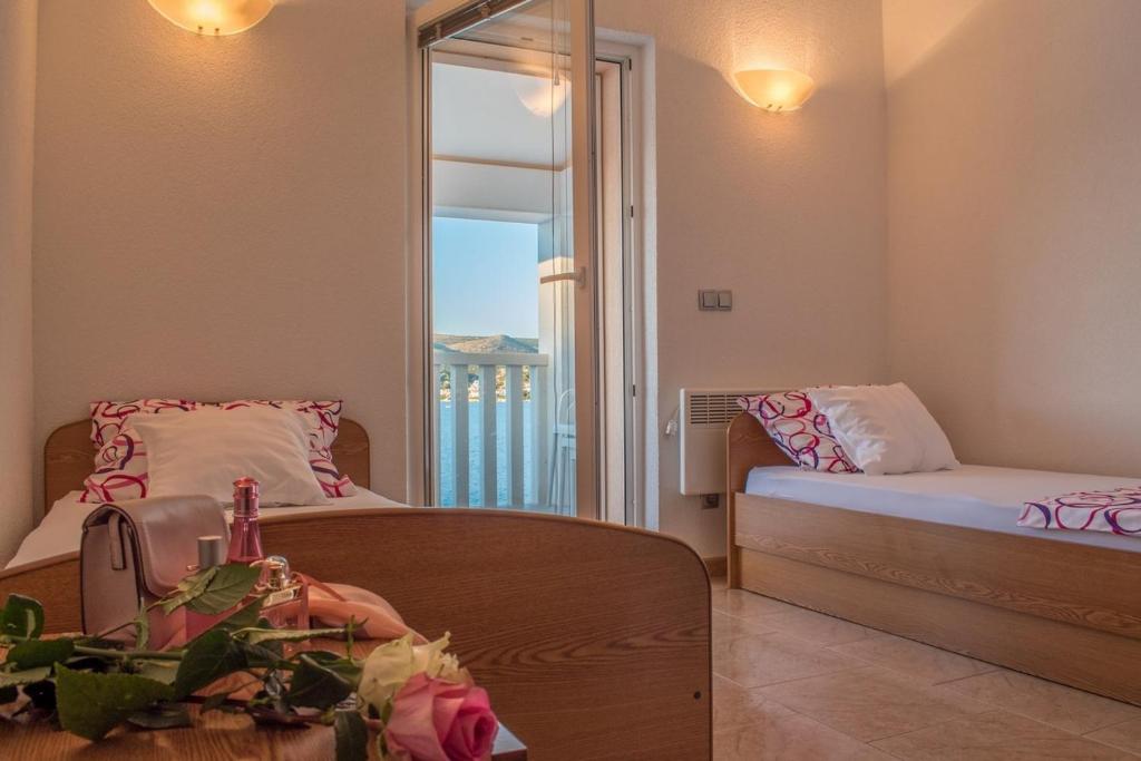 Seaside house for families with children Rogoznica - 22156 photo 2