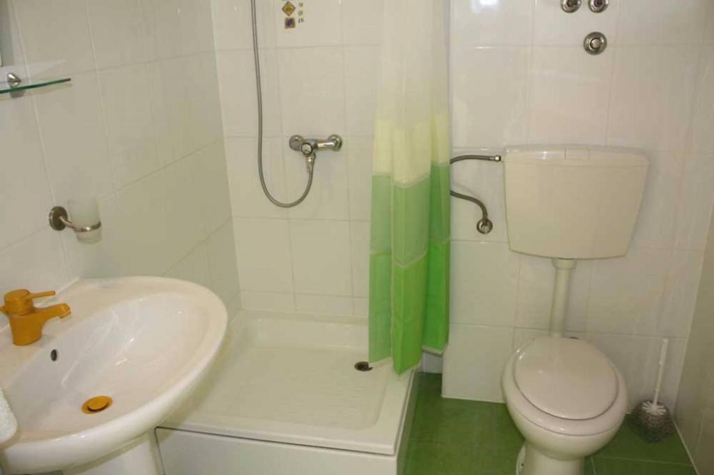 Studio apartment in Trogir with balcony photo 3