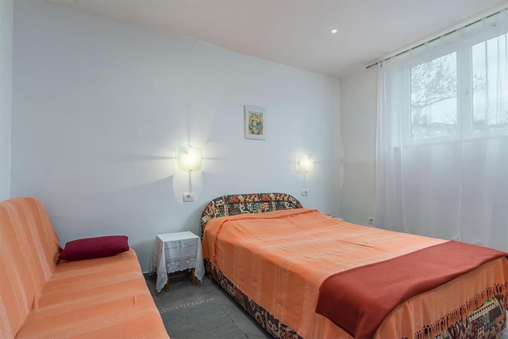 Apartments with parking space Novigrad - 2536 photo 2