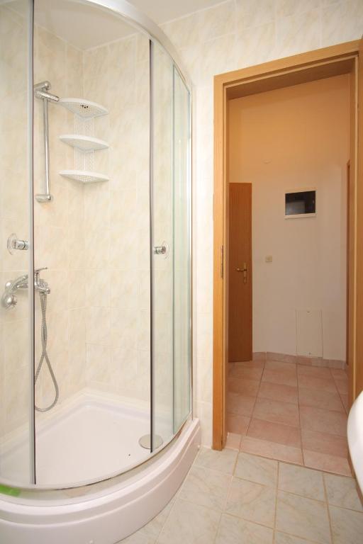 Apartments with parking space Rovinj - 7656 photo 3
