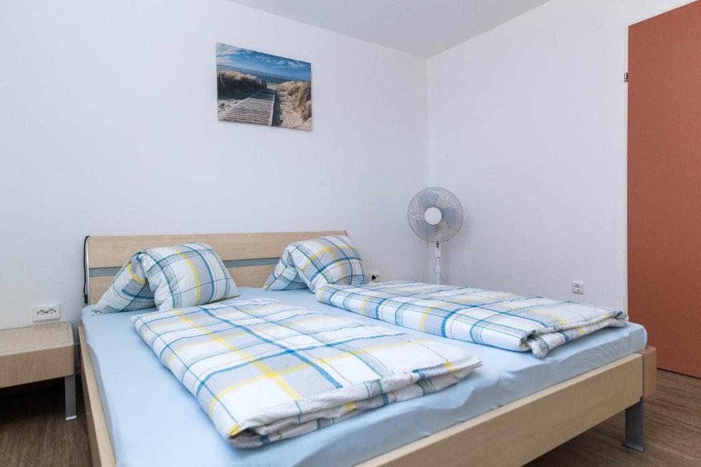 Moderne Souterrainwohnung photo 2