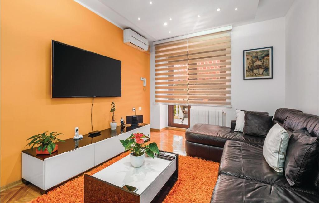 2 Bedroom Amazing Apartment In Rijeka photo 3
