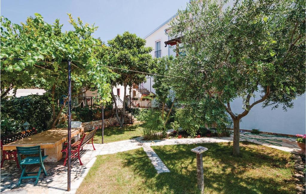 Three-Bedroom Apartment In Posedarje photo 3