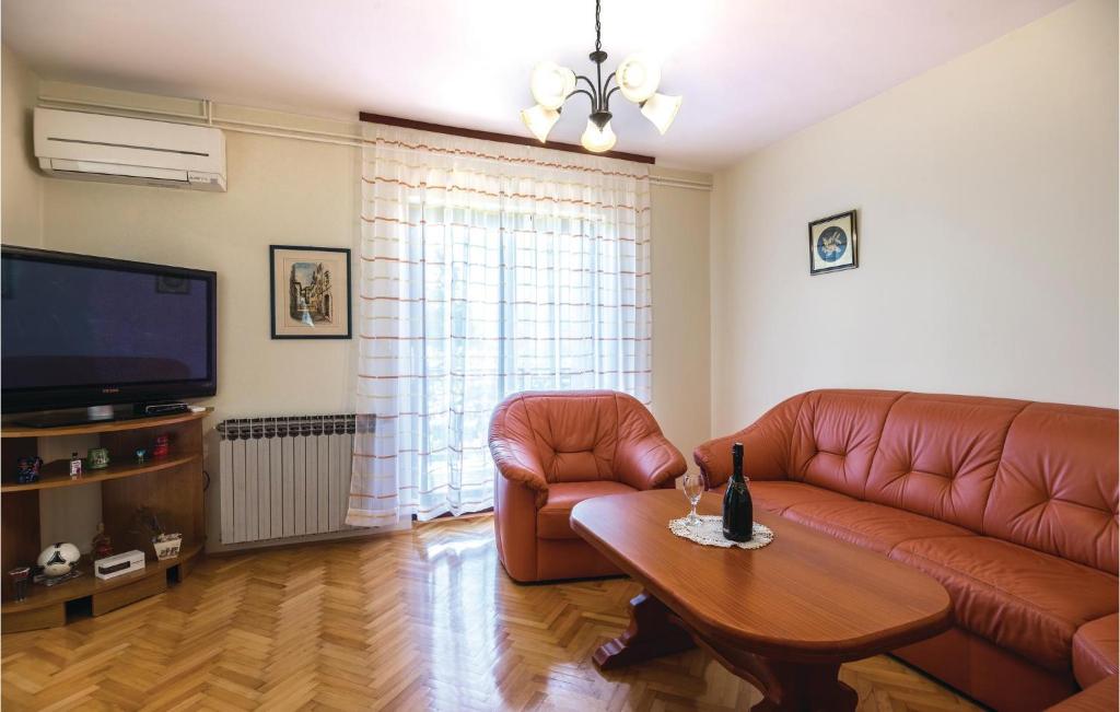 Nice Apartment In Veprinac With Wifi photo 2