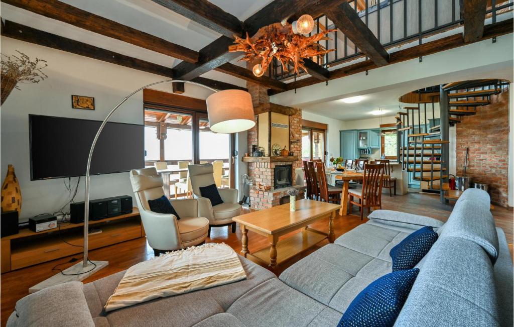 Nice Home In Zelezna Gora With Sauna photo 2