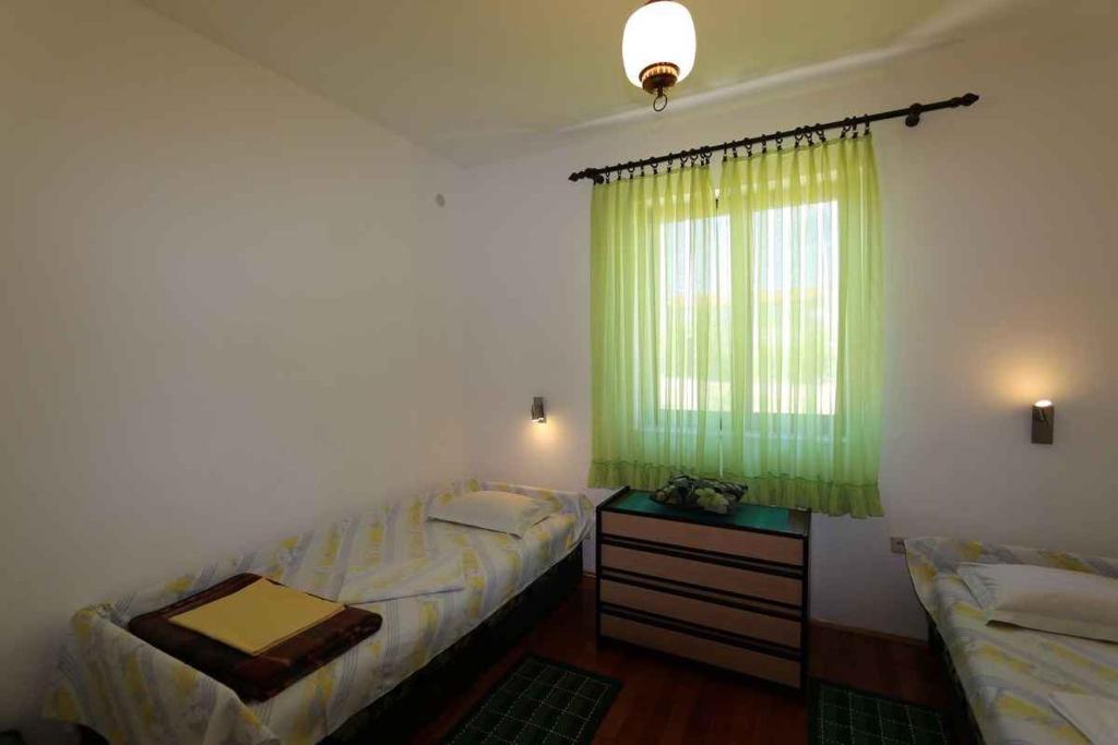 Silo Apartment 8 photo 2