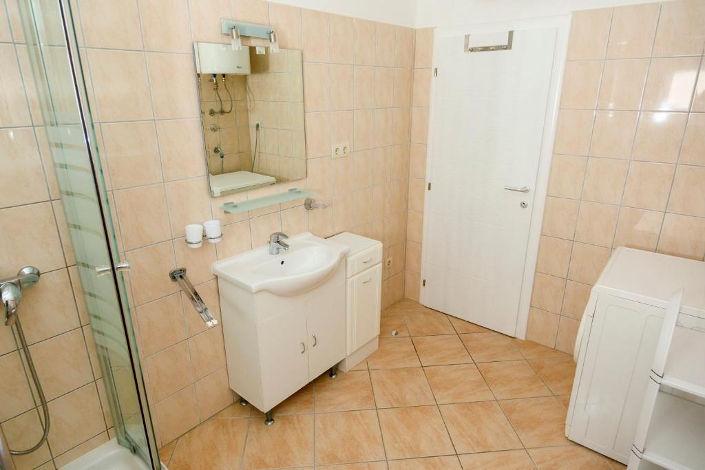 Sea view apartment Manda photo 3