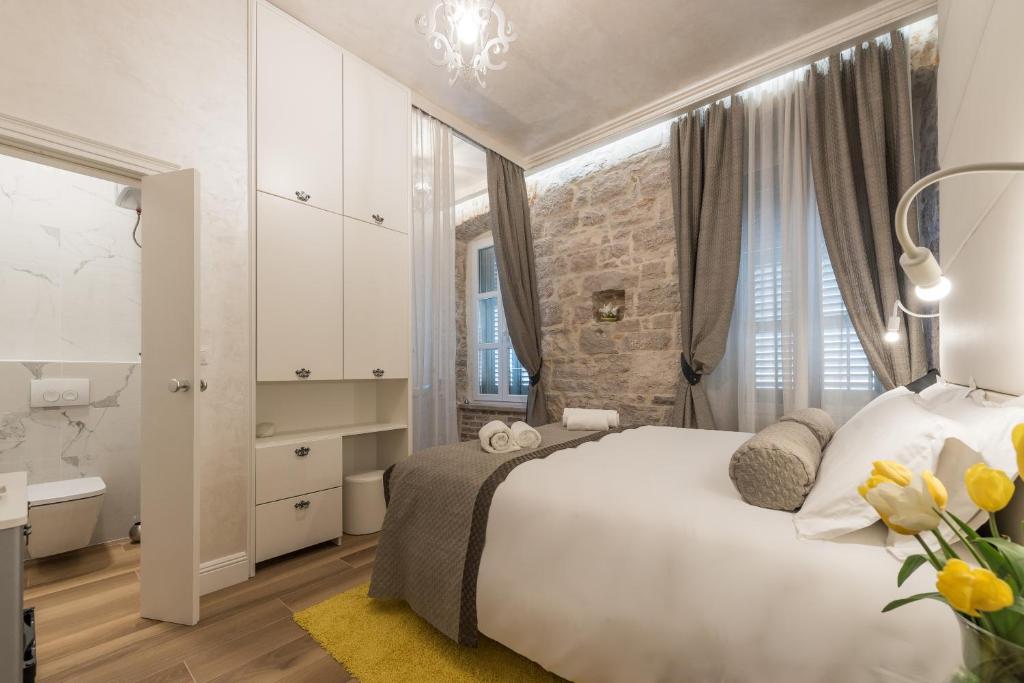 Zara Palace - design rooms photo 3