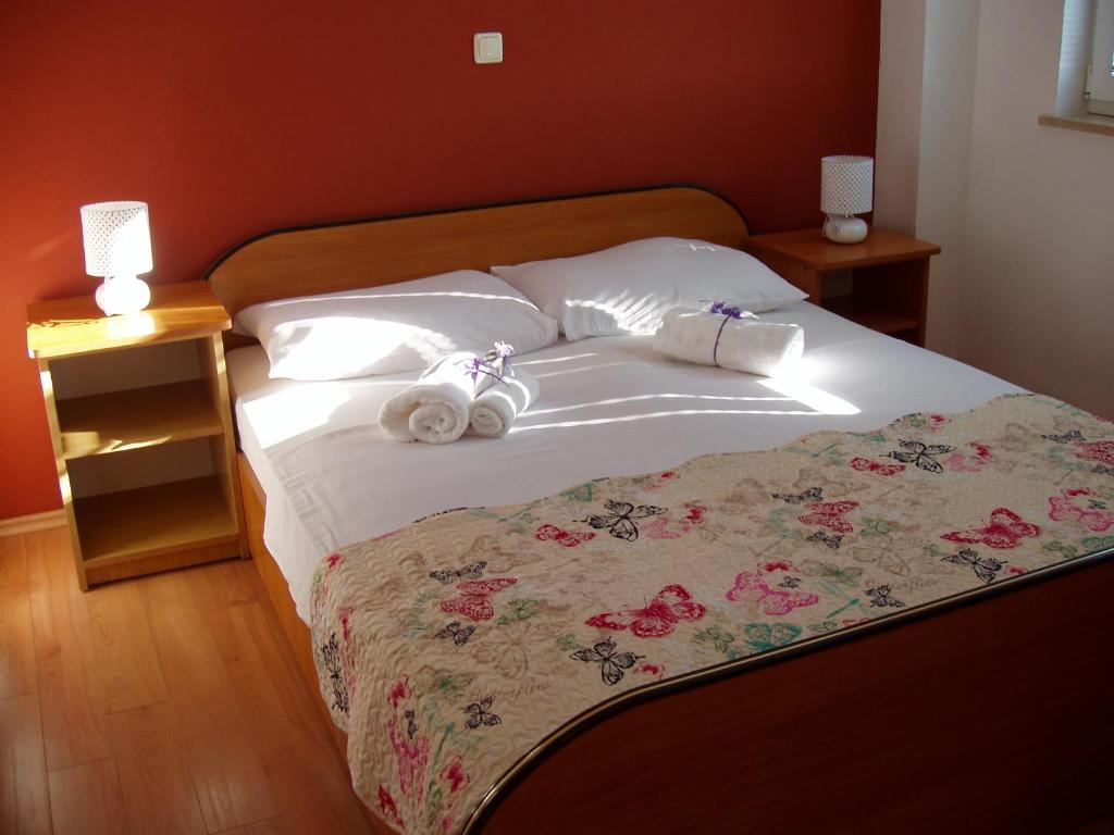 Apartments by the sea Sveti Filip i Jakov photo 2