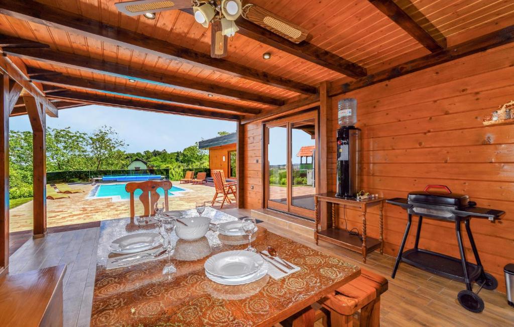Awesome Home In Vinogradi Ludbreski photo 3