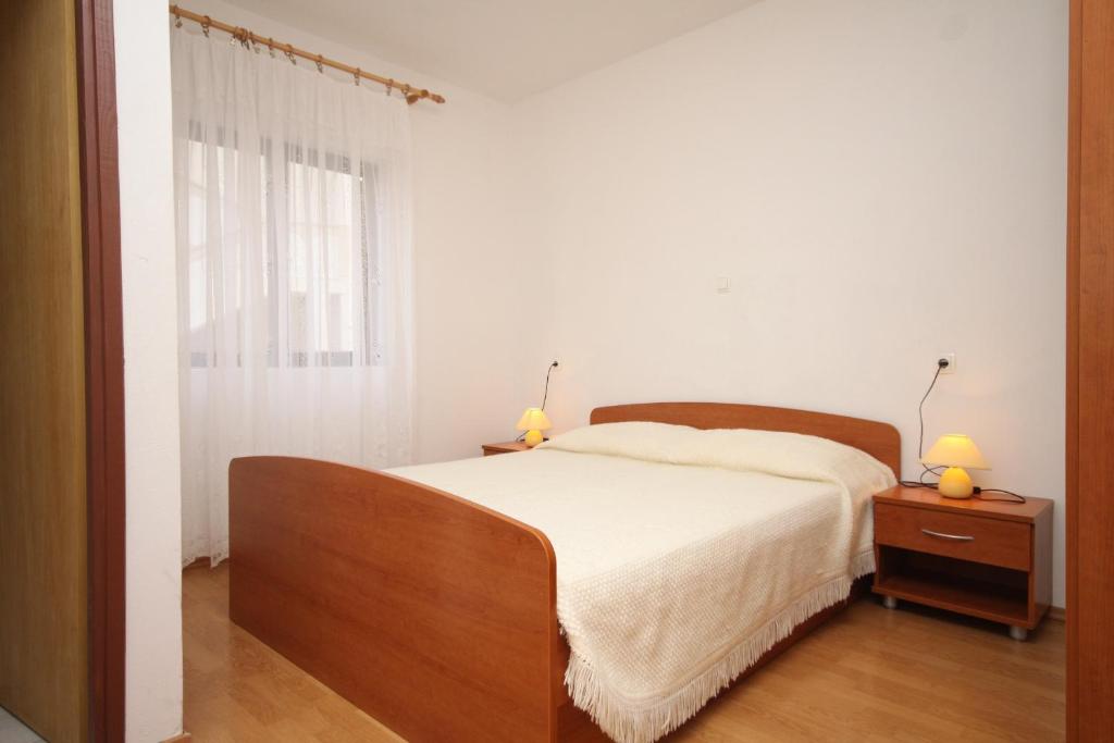 Triple Room Metajna 4120e photo 2