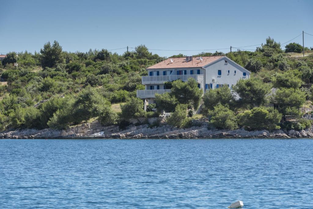 Apartments by the sea Cove Pribinja — photo 1