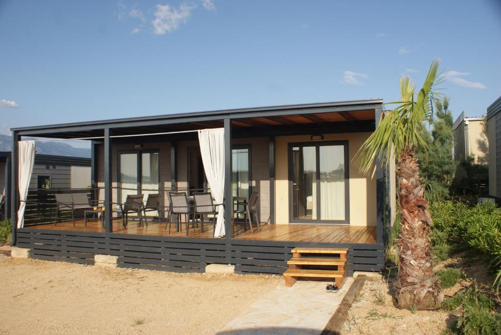 Sweet Dreams Luxury mobile home photo 3
