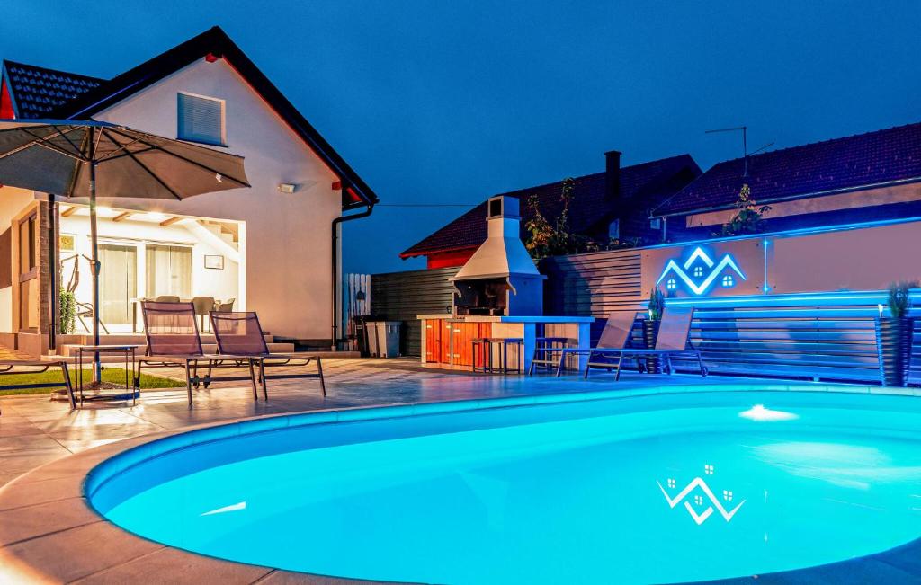 Gorgeous Home In Varazdin Breg — photo 1