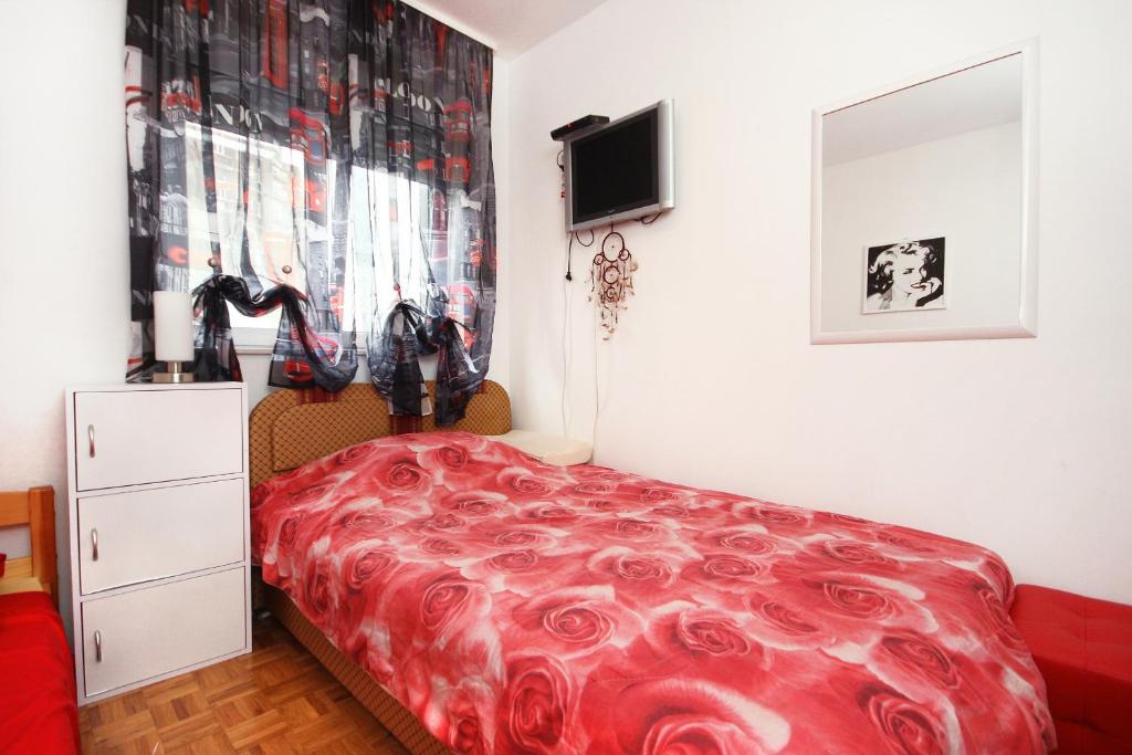 Apartments by the sea Mastrinka photo 2
