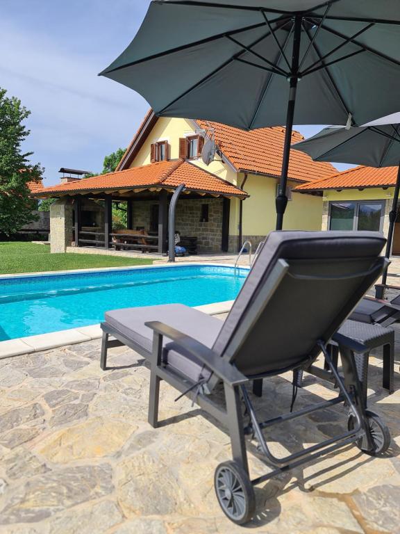 SPA HOLIDAY HOUSE REŽEK - Lovinac — photo 1