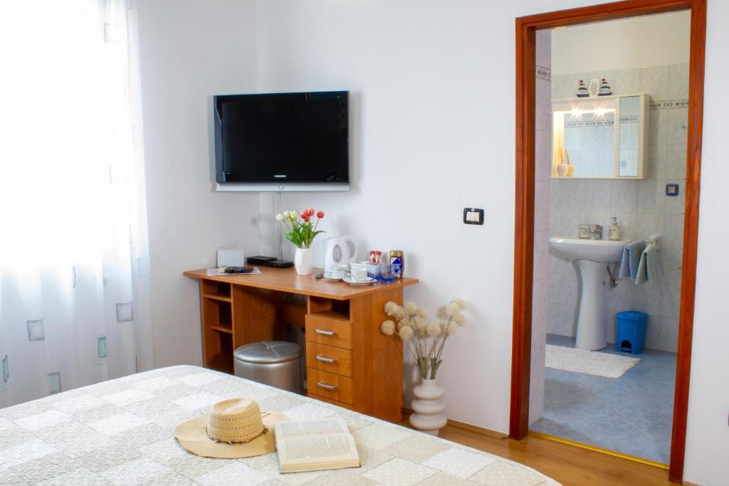 Room Adry with balcony photo 3
