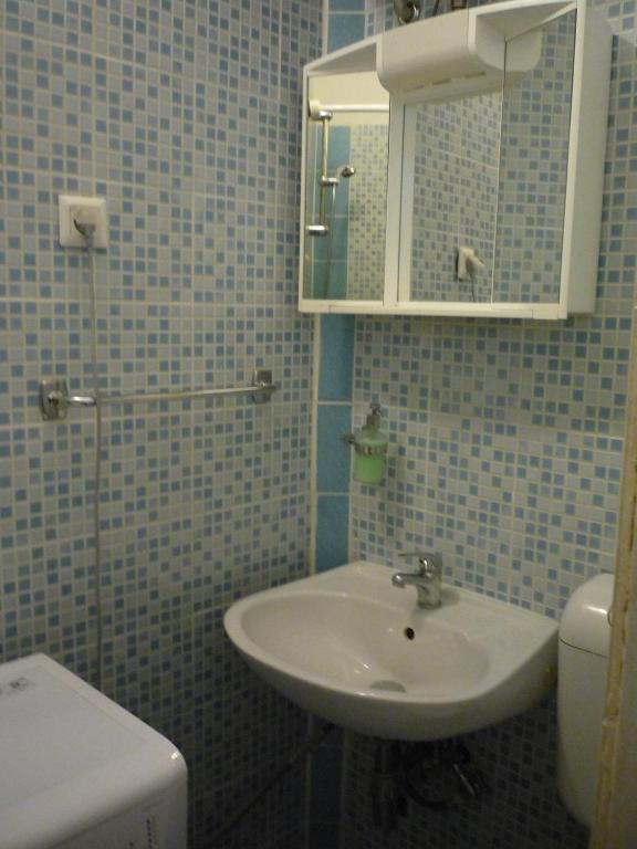 Apartments with WiFi Rijeka - 13227 photo 3