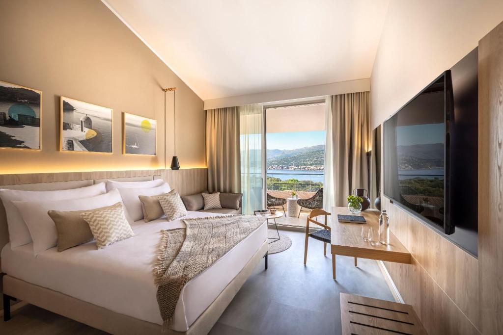 Valamar Tirena Hotel photo 3