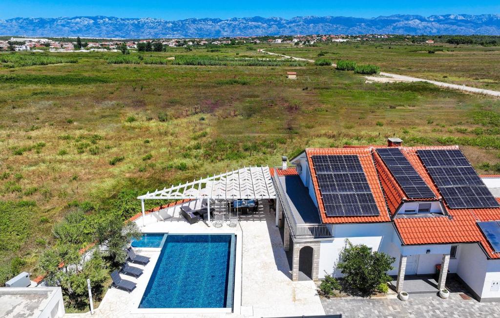 Gorgeous Home In Vrsi With Wifi photo 2