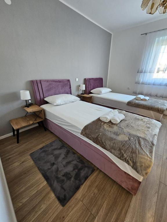 Three bedroom apartment photo 2