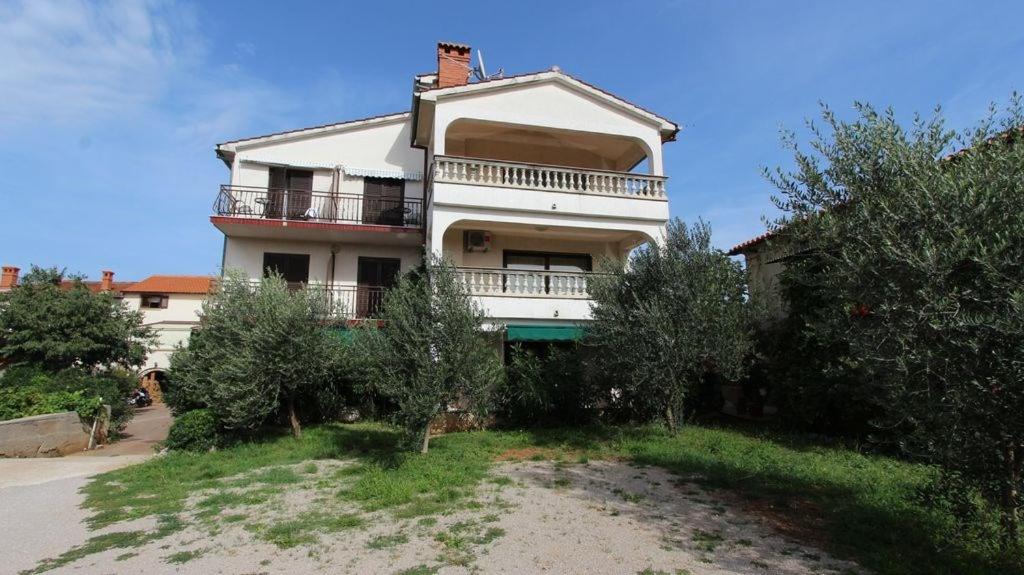 Apartments in Malinska - Insel Krk 12922 — photo 1