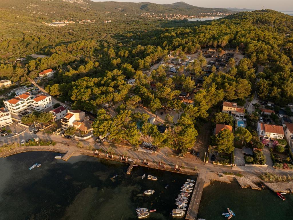 Taber Pašman – Mobile Homes photo 2