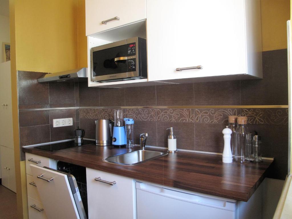 Studio Apartment Sofia - Poreč Old Town Quiet Oasis with FREE parking photo 3
