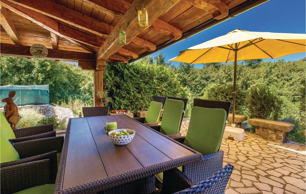Stunning Home In Jurdani With Wifi photo 3