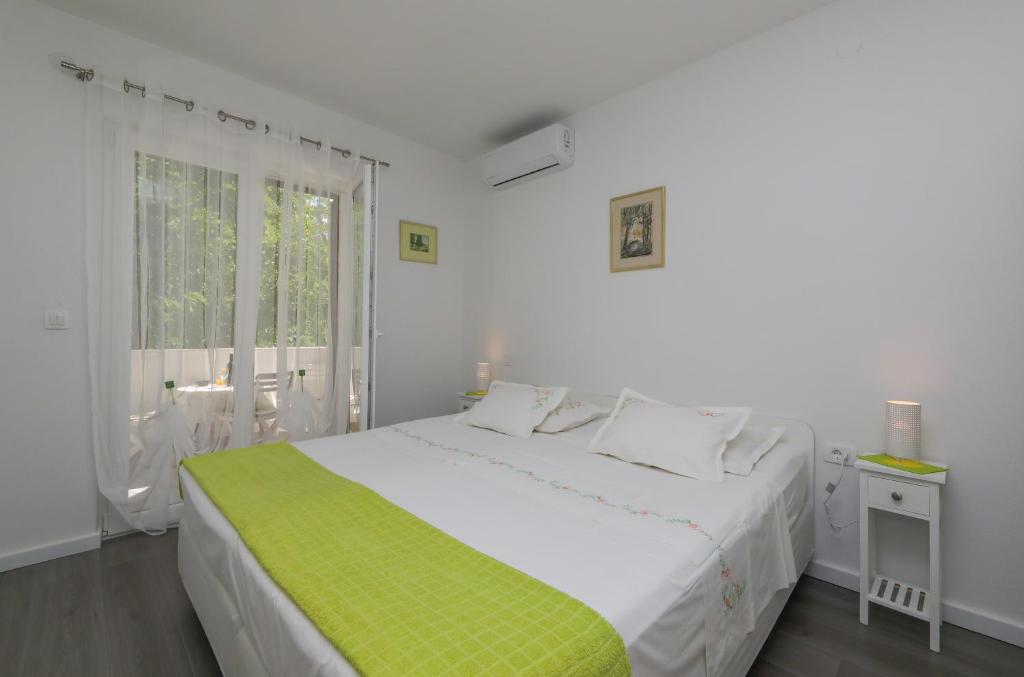 Apartment M&J Supetar photo 2