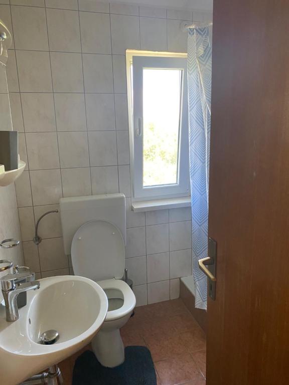 Someplace Apartments photo 3