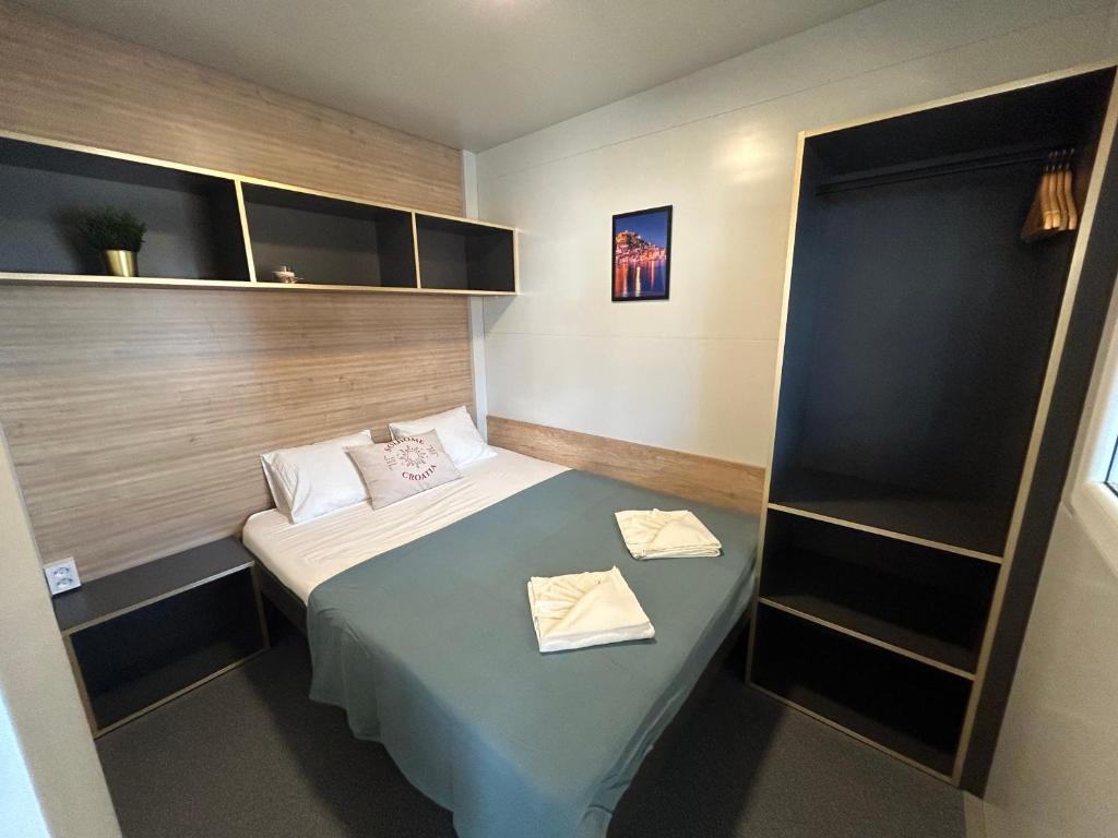The Sol Home - Mobile Home in Drage photo 2