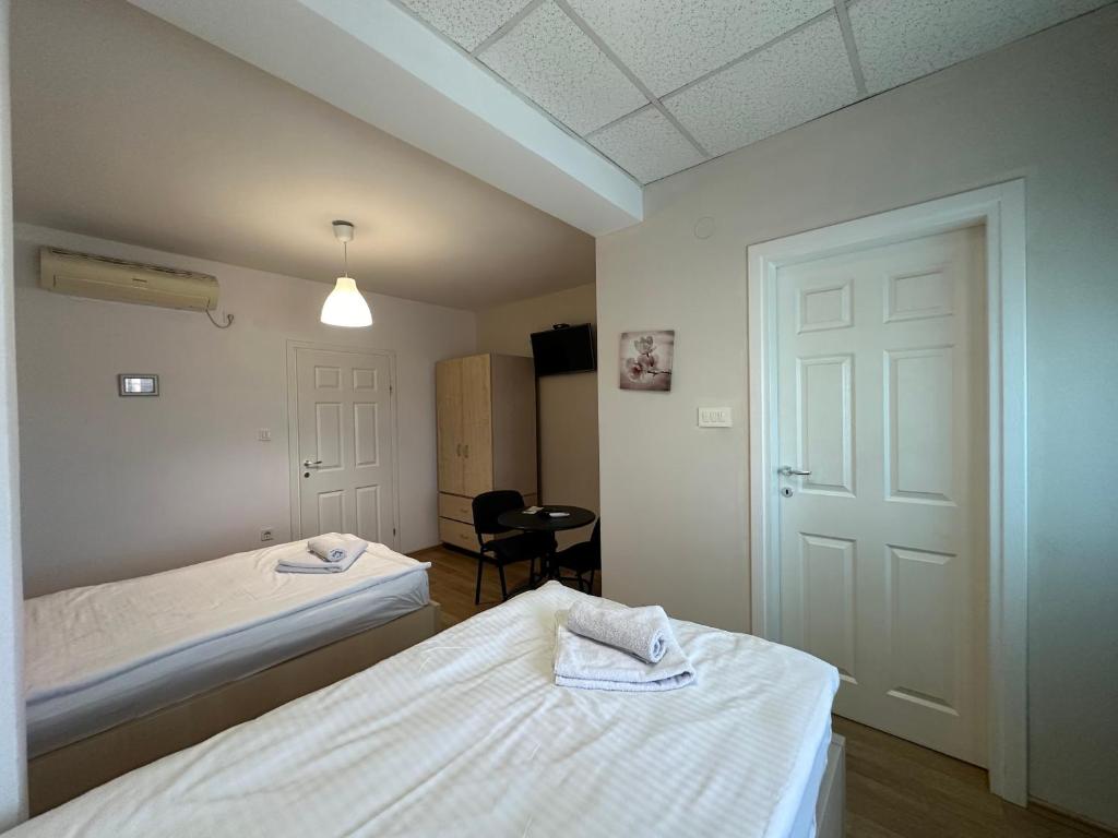 Rooms Stella photo 2