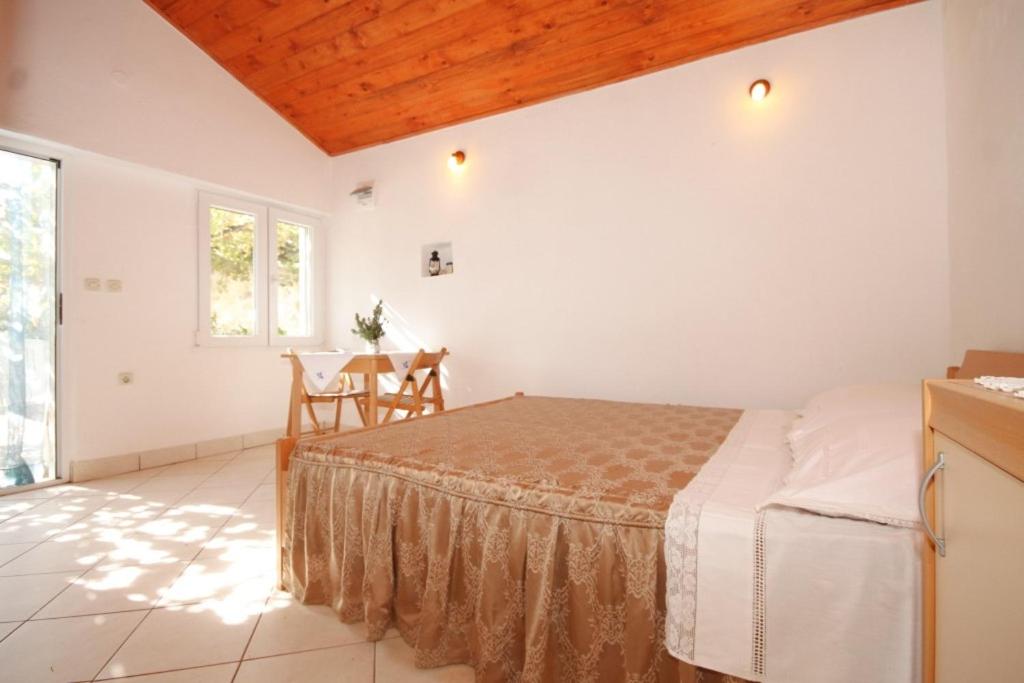 Studio Podspilje 8915a photo 2