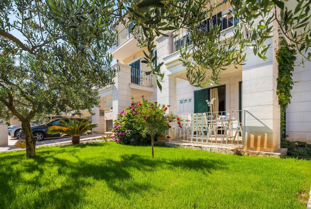 Roko Apartment - Charme Holidays photo 3