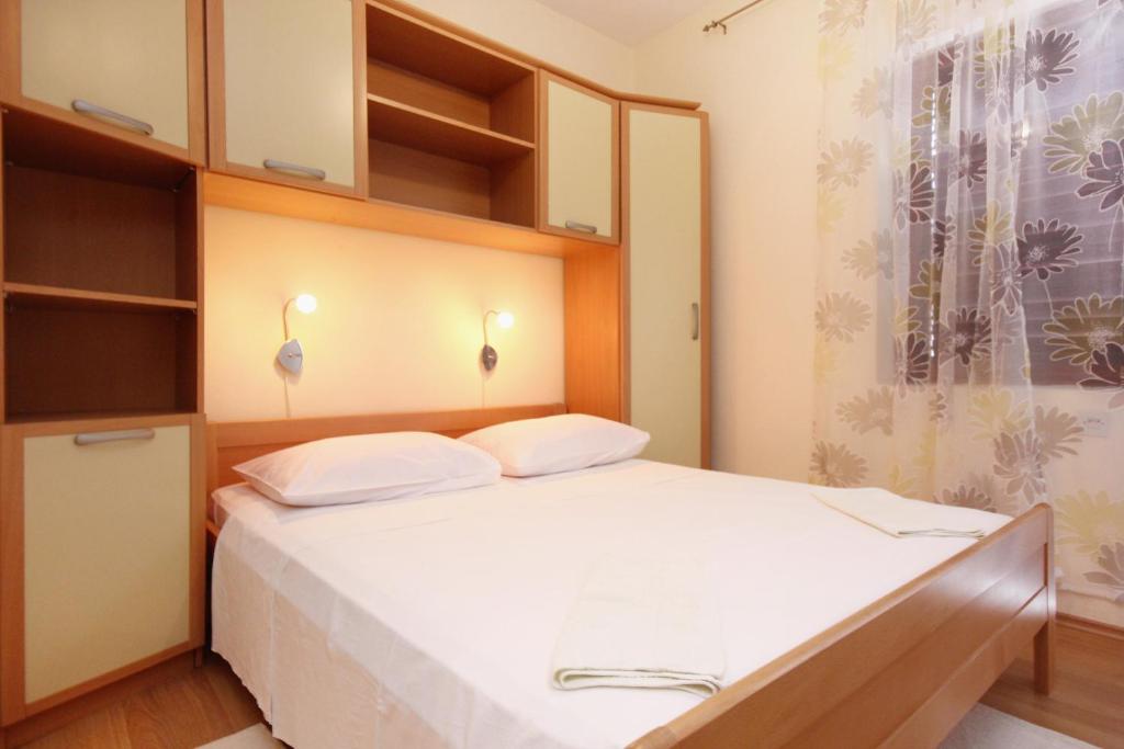 Studio Orebic 10256b photo 2