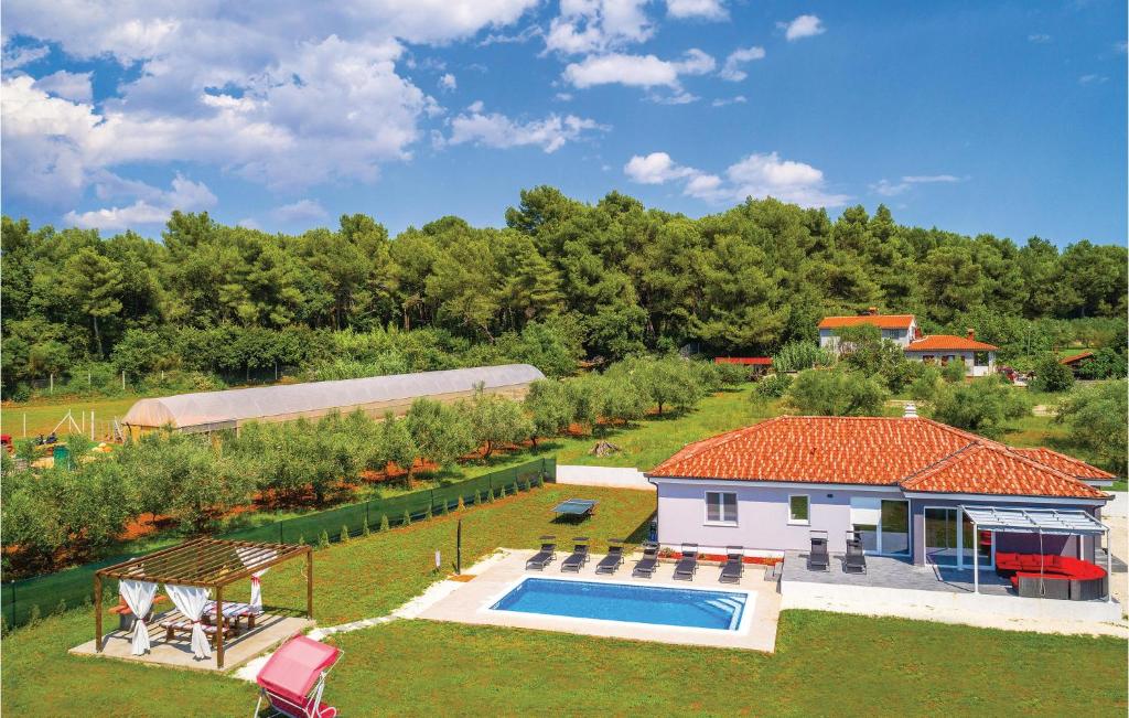 3 Bedroom Gorgeous Home In Pula — photo 1