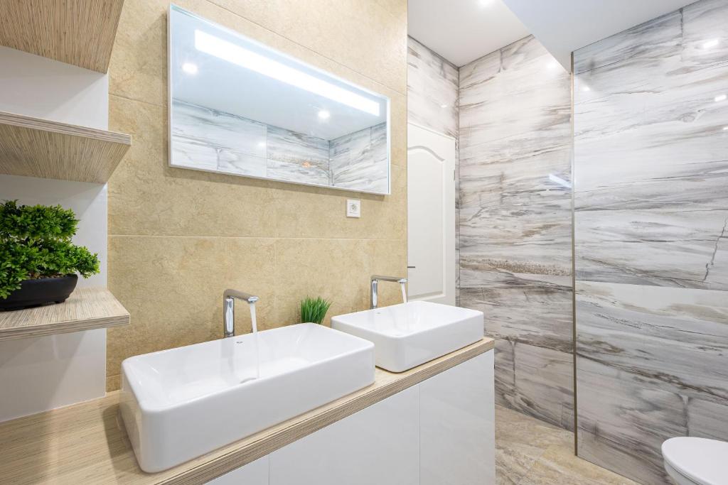Seaview Apartments photo 3