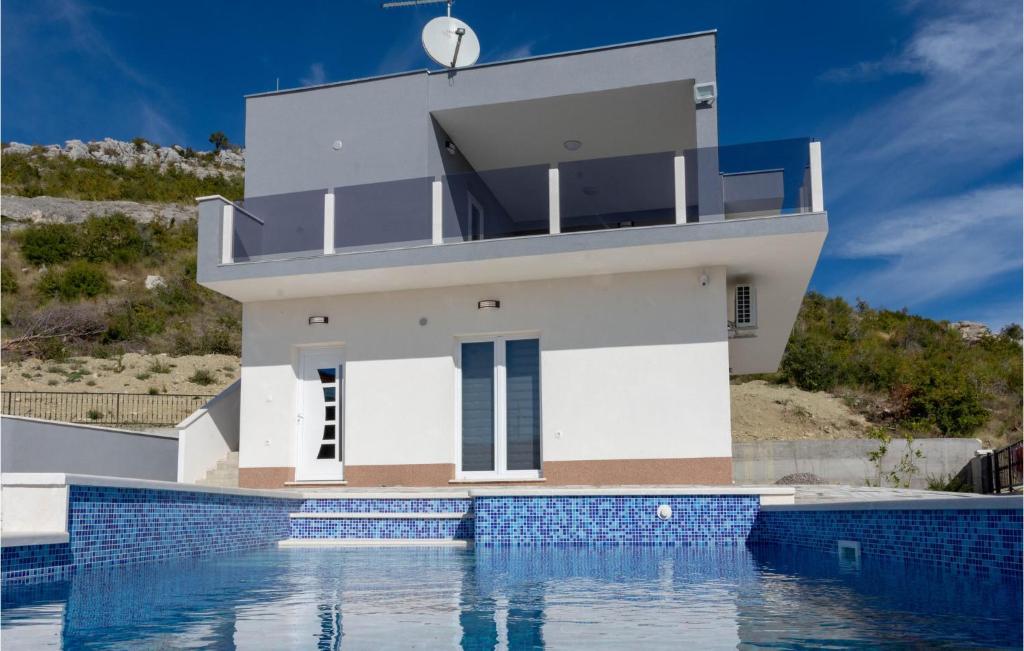 Stunning Home In Prgomet With Indoor Swimming Pool photo 2