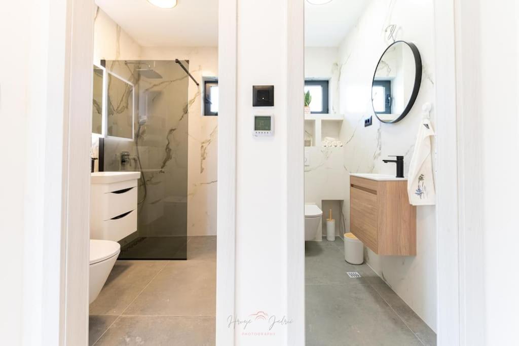 Strelitzia apartment Split with jacuzzi photo 3