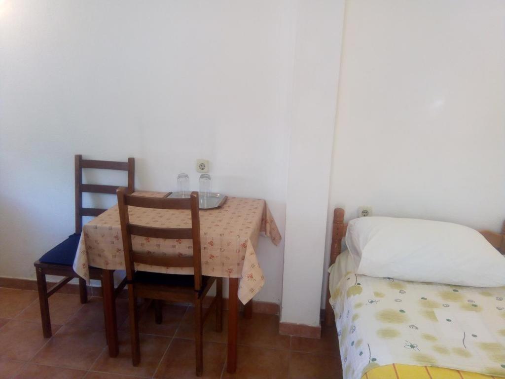 Apartments with WiFi Vis - 13929 photo 2