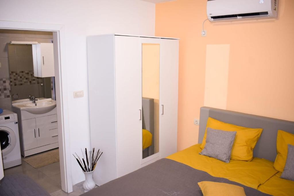 Studio apartman Moreno photo 3