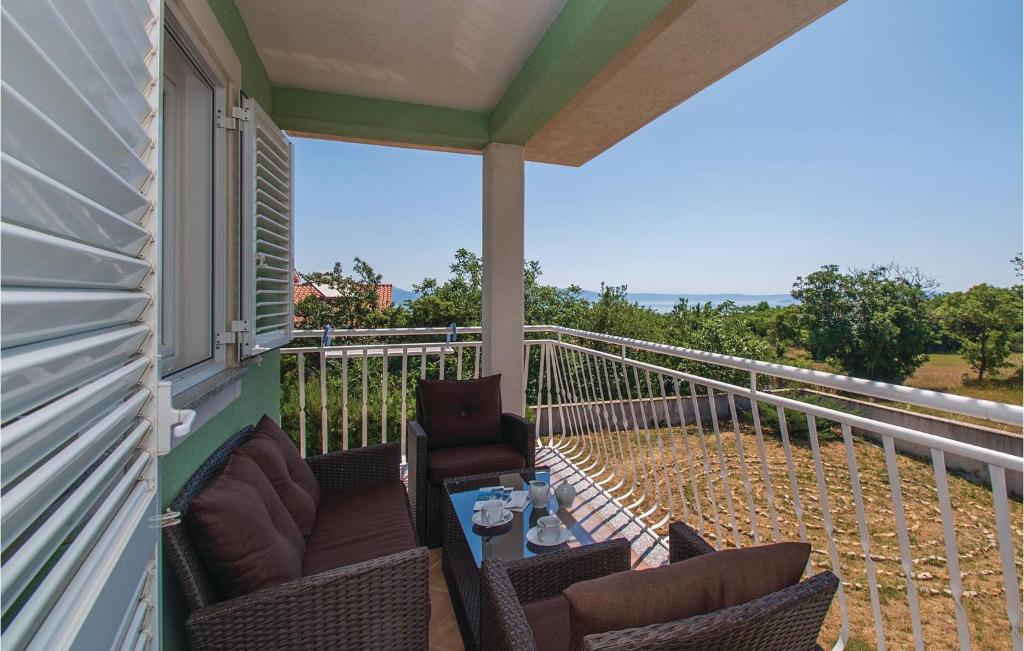 2 Bedroom Awesome Apartment In Labin — photo 1