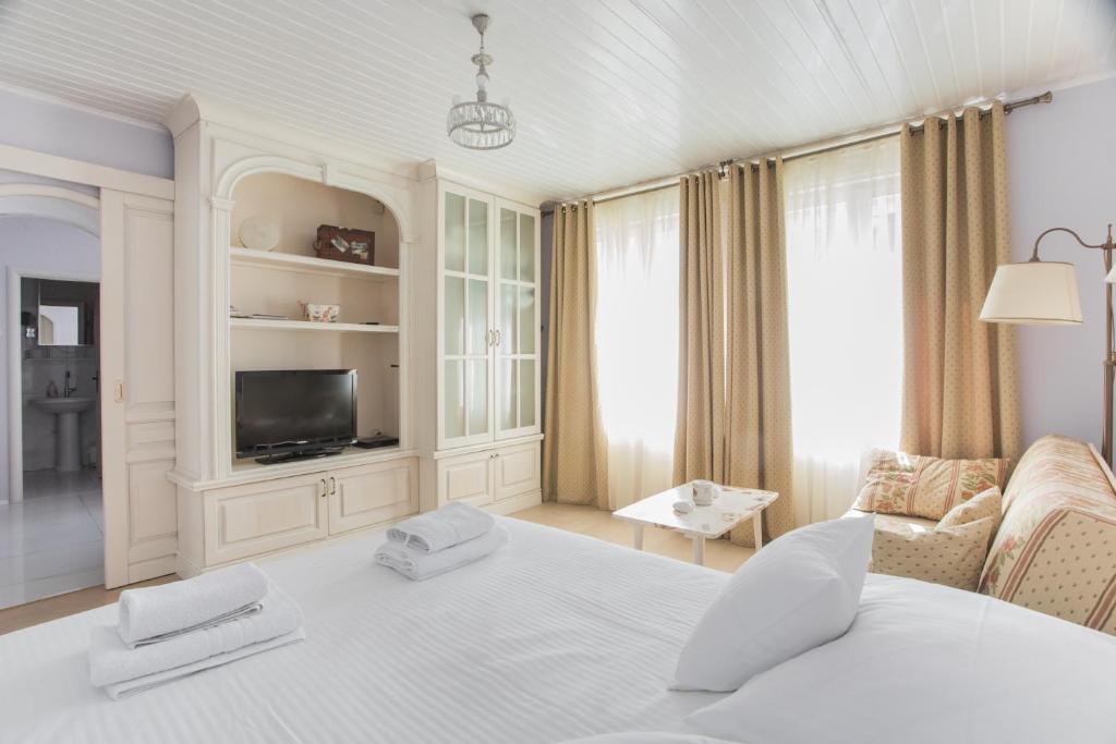 Shabby Chic Apartments photo 2