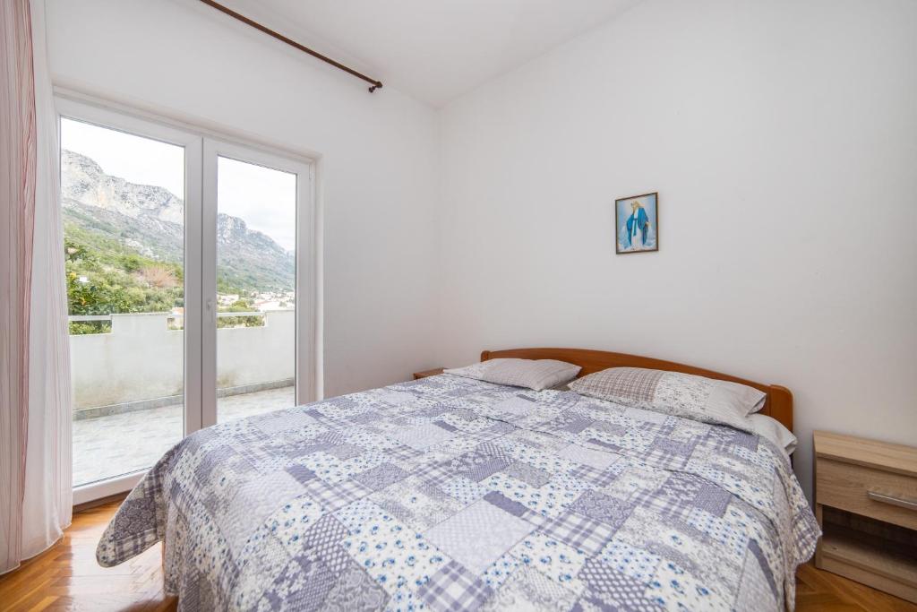Apartments by the sea Podaca photo 2