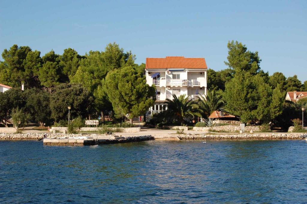 Studio in Veli Rat - Insel Dugi Otok 7751 — photo 1